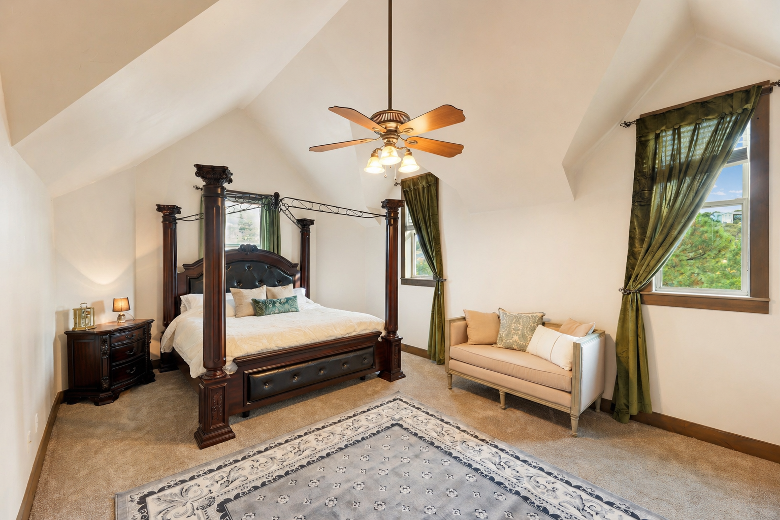 Primary suite with king bed and ensuite bathroom